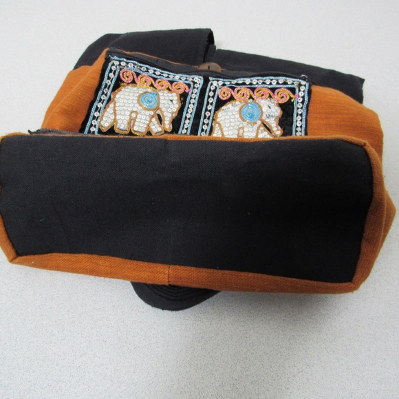 embroidered sequenced elephant accessory bag - Picture 7 of 8